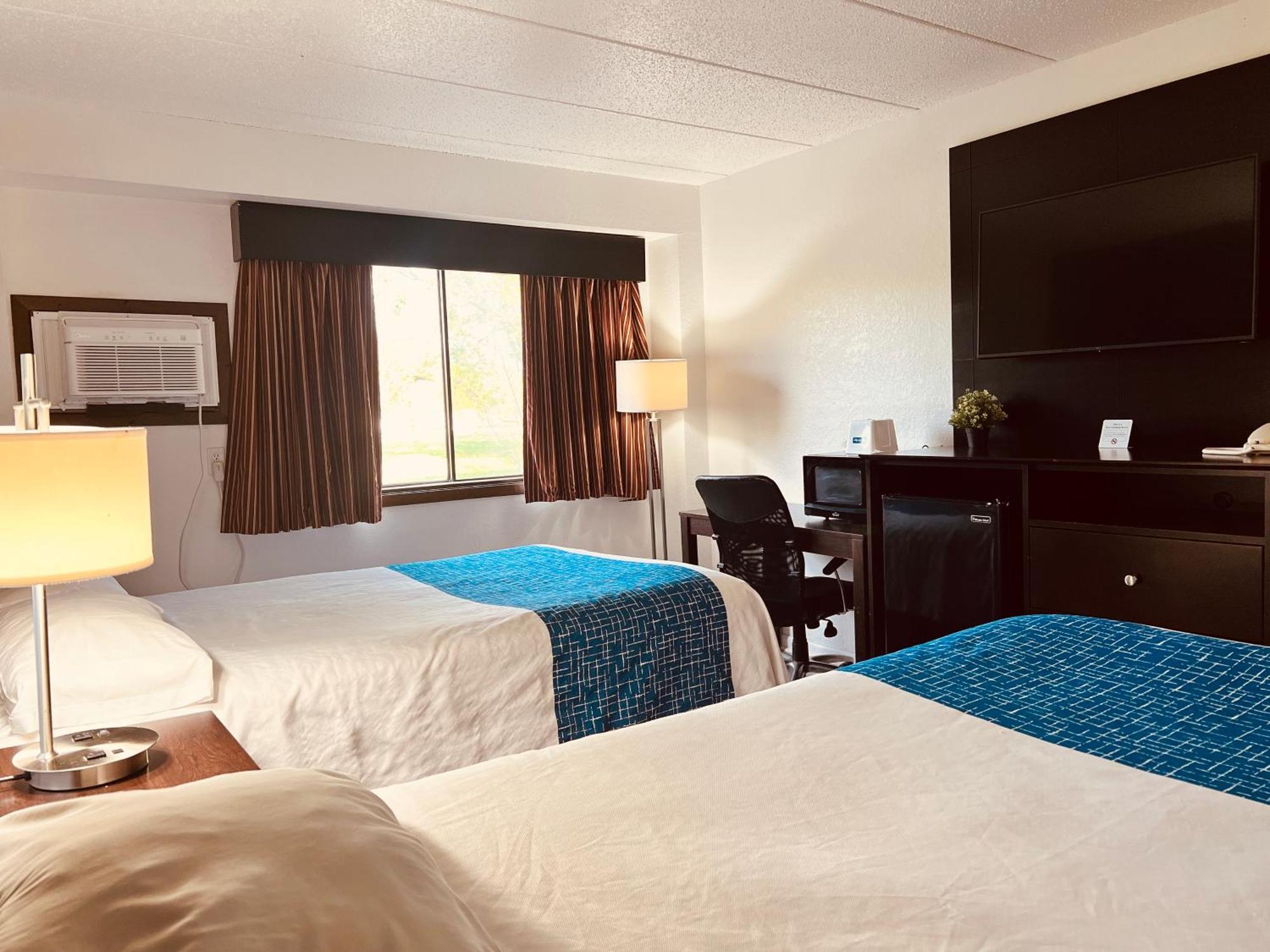 Travelodge By Wyndham Valleyfair Shakopee Exterior photo